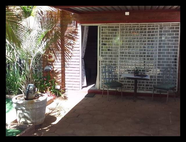 3 BEDROOM TOWNHOUSE FOR SALE IN BIRCHLEIGH